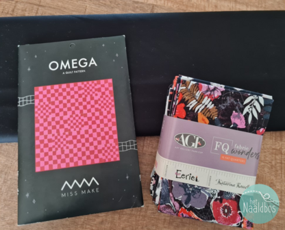 omega halloween quiltkit 